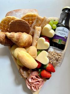 Cesta de Café da Manhã happydaycestaria.com.br